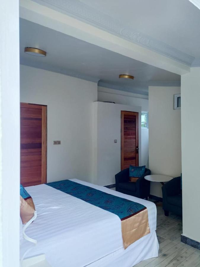Island Life Maldives Retreat & Spa Magoodhoo Εξωτερικό φωτογραφία