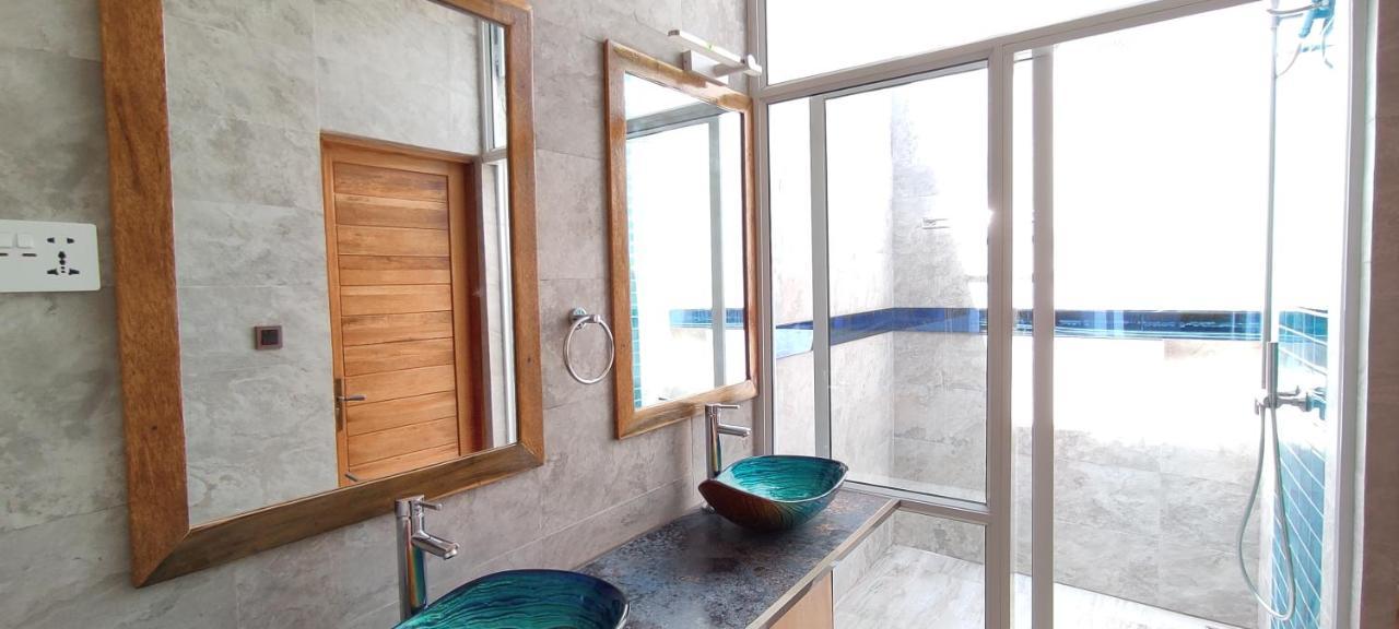 Island Life Maldives Retreat & Spa Magoodhoo Εξωτερικό φωτογραφία