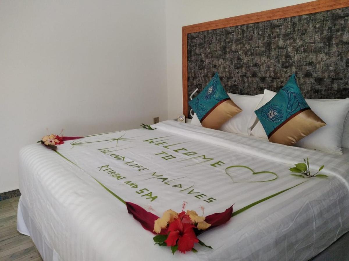 Island Life Maldives Retreat & Spa Magoodhoo Εξωτερικό φωτογραφία